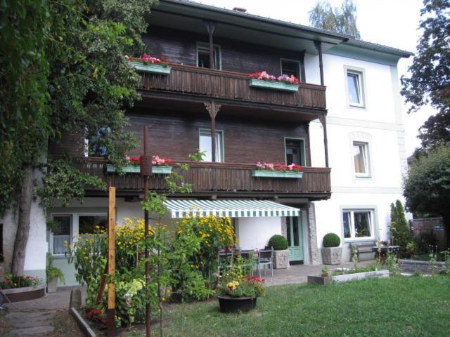 Ferienwohnung Lienz Egger エクステリア 写真
